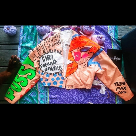 Free People Jackets & Blazers - VTG handpainted leather jacket